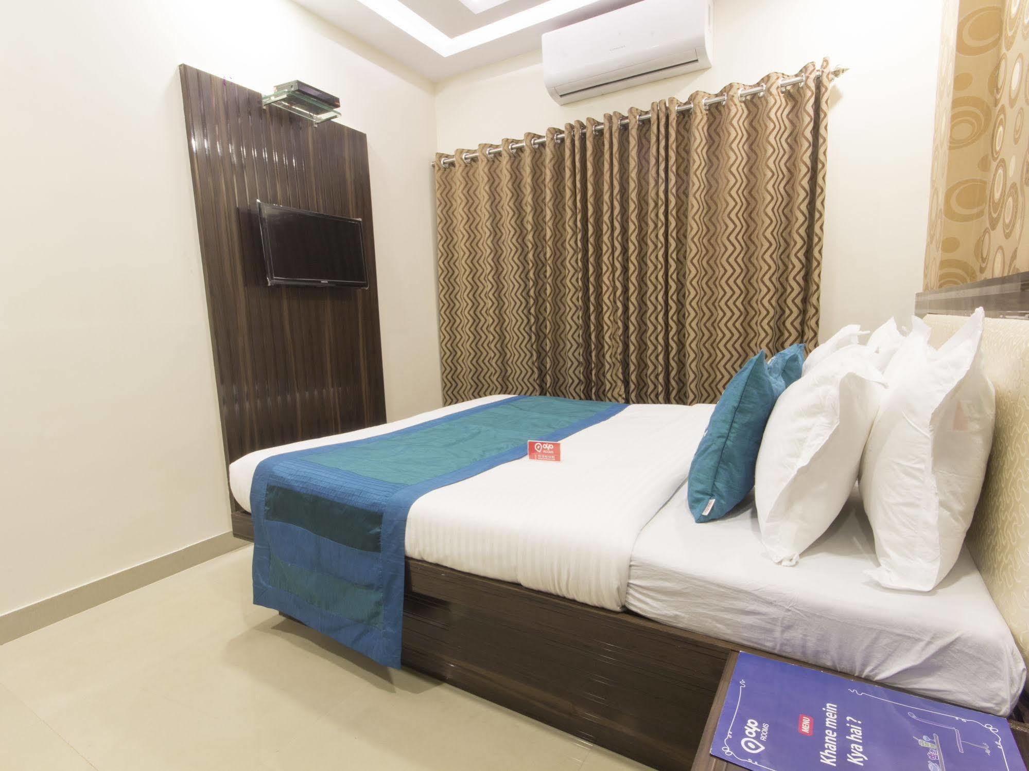 Hotel Accore Inn Bombay Eksteriør billede