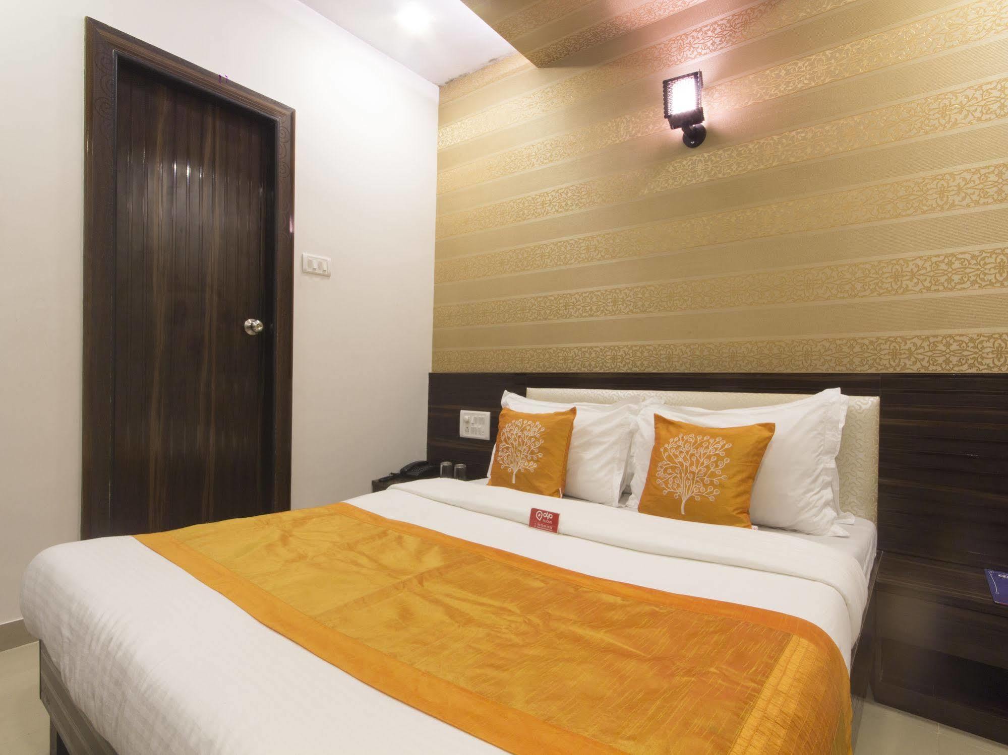 Hotel Accore Inn Bombay Eksteriør billede