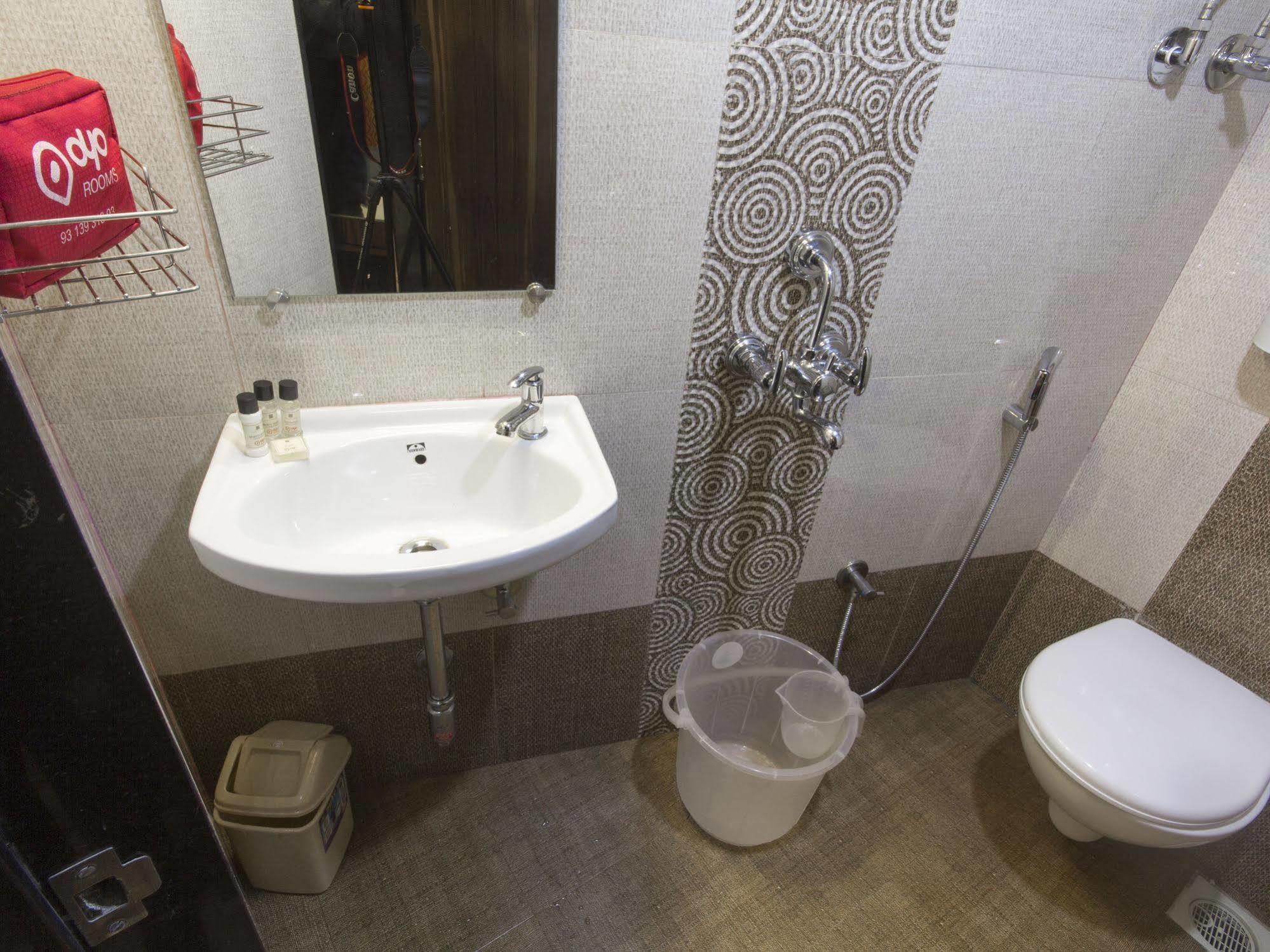 Hotel Accore Inn Bombay Eksteriør billede